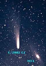 Мой снимок кометы вблизи Туманности Андромеды 4.04.2002